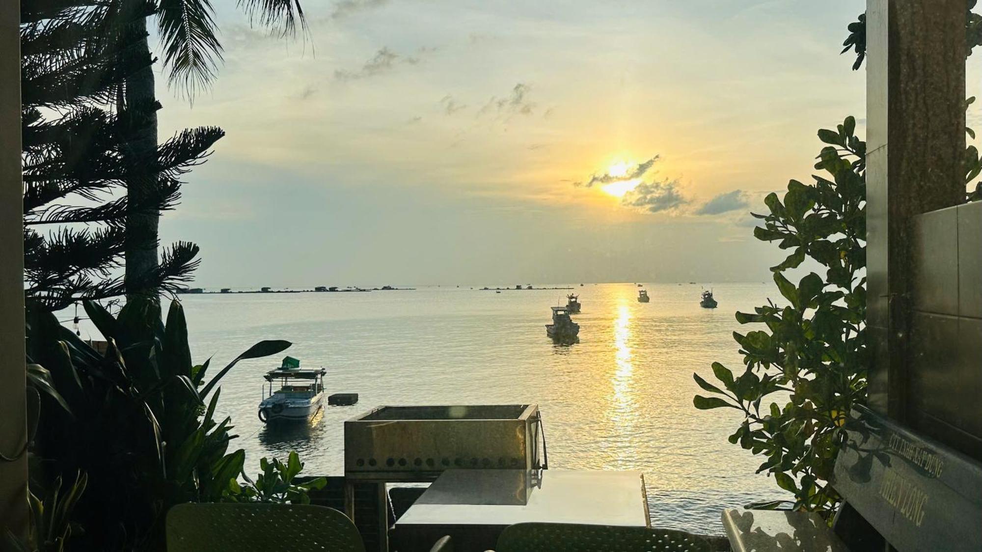 Sunset Beach House 두옹 동 외부 사진